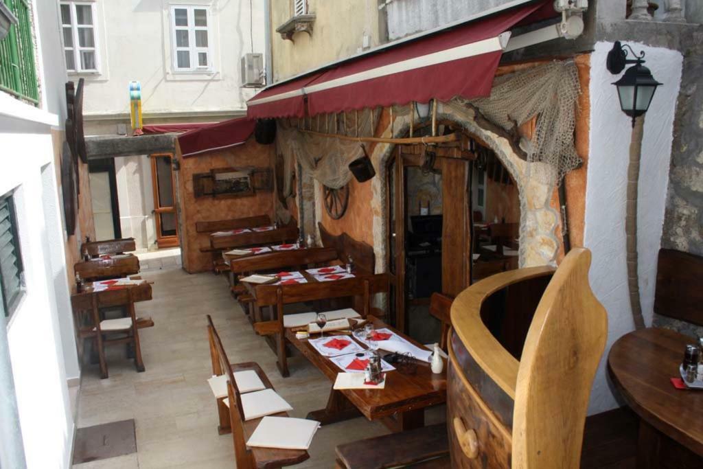 Chic Loft Appartment Krk Town Exterior foto